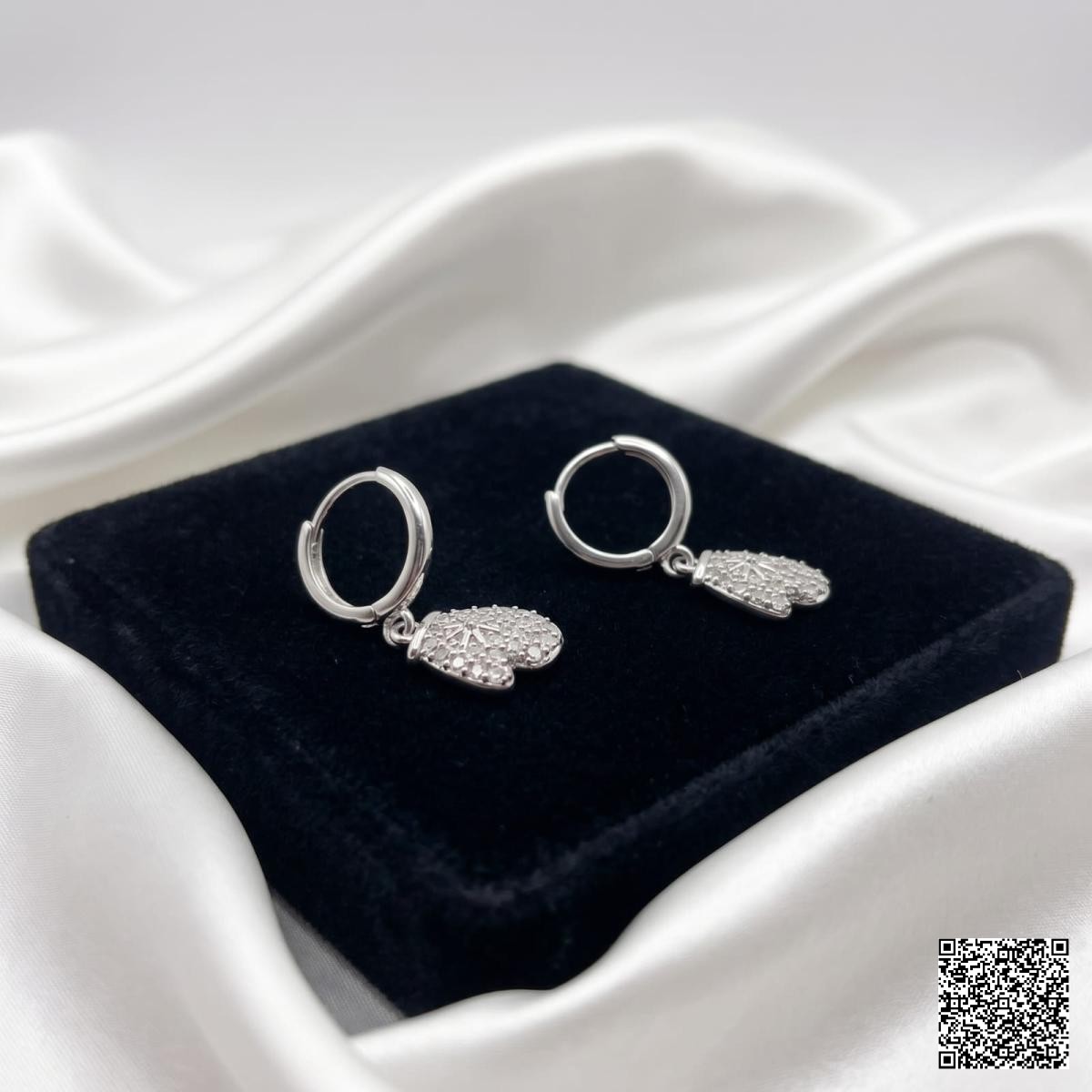 Elegante Herz Creolen Mit Zirkonia Damen Ohrringe In Silber & Weiß