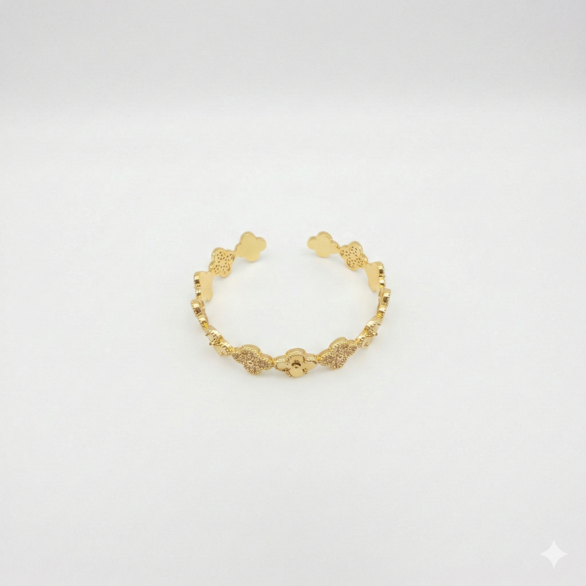 Elegantes Damen Armband Mit Blumenmotiv Und Funkelnden