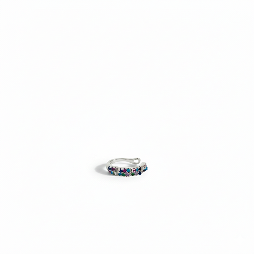 Silberfarbener Ear Cuff Mit Zirkonia