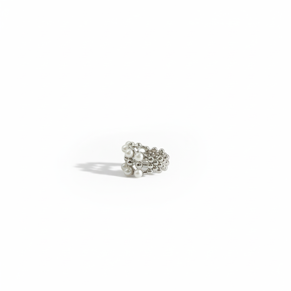 Silberfarberner Perlen Ear Cuff Mit Zirkonia