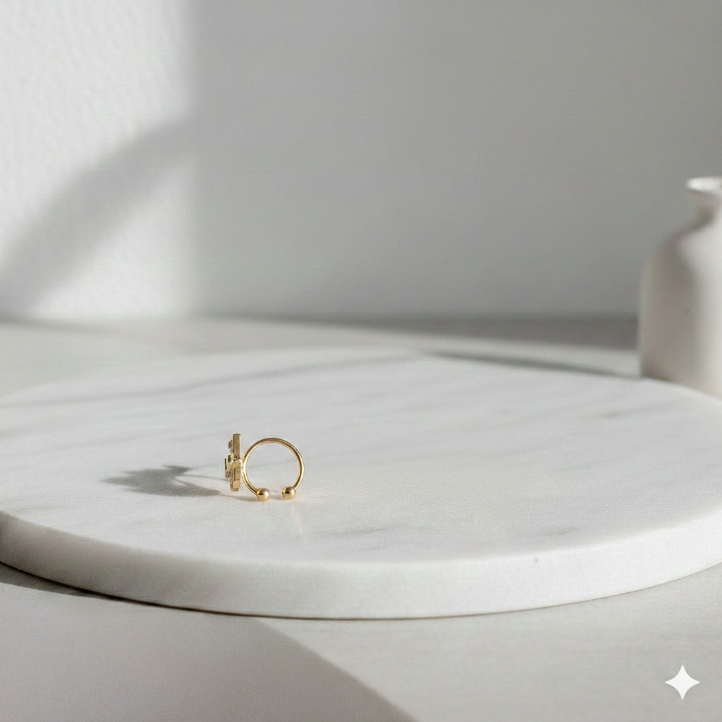 Goldener Hamsa Ear Cuff Mit Zirkonia Eleganter Ohrschmuck