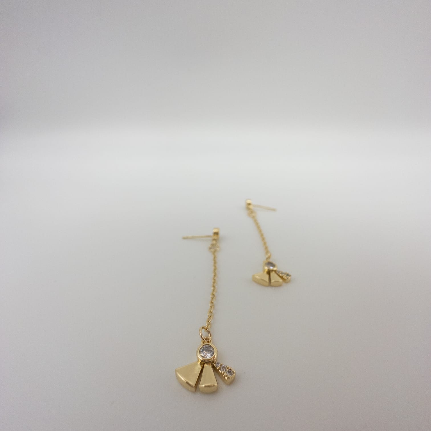 Goldfarbene Hängeohrringe Mit Zirkonia Elegante Damen Ohrringe