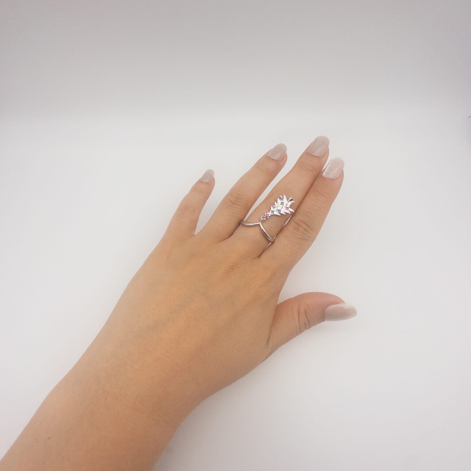 Elegantes Ring- Und Ohrring-Set Für Damen Mit
