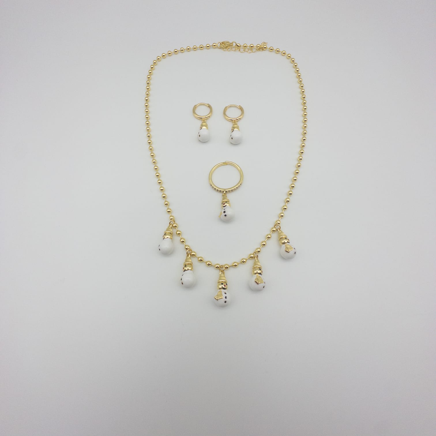 Goldfarbenes Weihnachts-Schmuckset Mit Schneemann-Motiven
