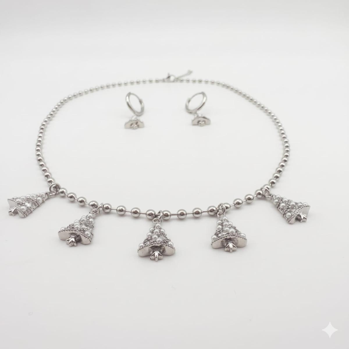 Silbernes Weihnachtsbaum Schmuckset Mit Kette Und Ohrringen