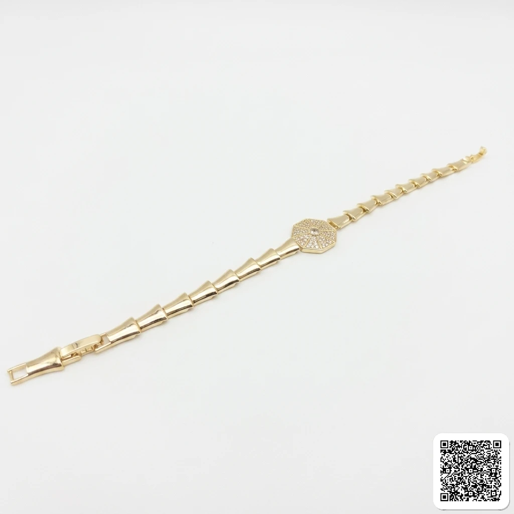 Elegantes Goldfarbenes Armband Mit Funkelndem Zirkonia-Element