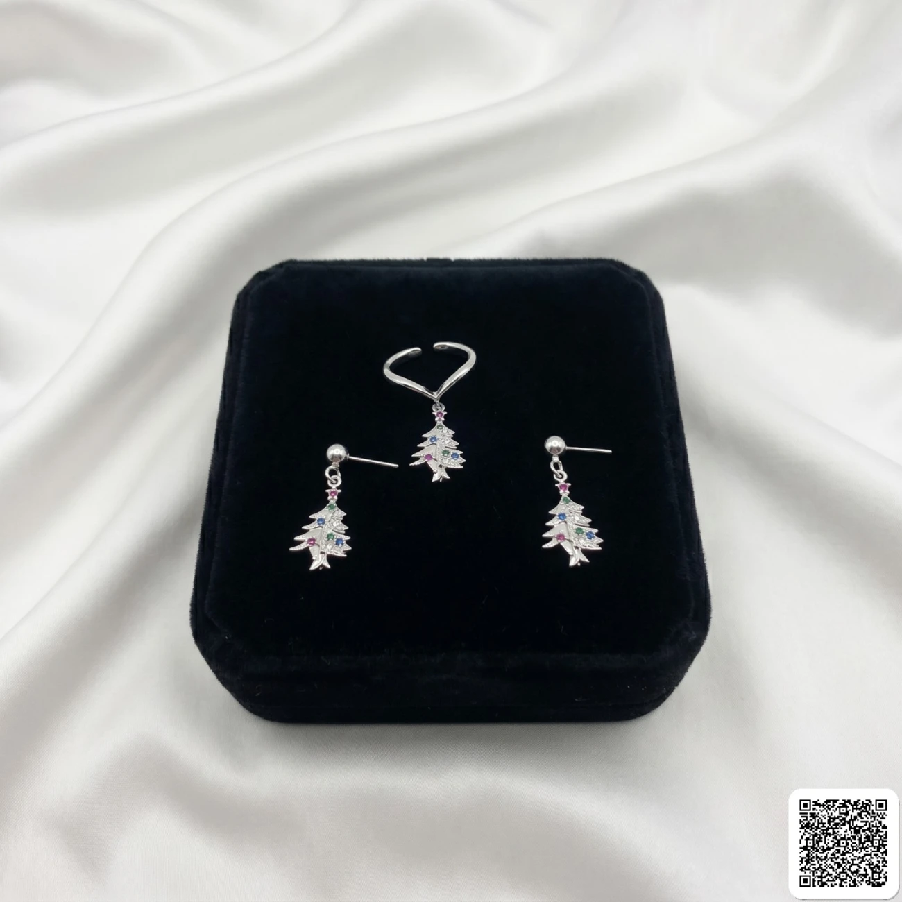 Elegantes Ring- Und Ohrring-Set Für Damen Mit
