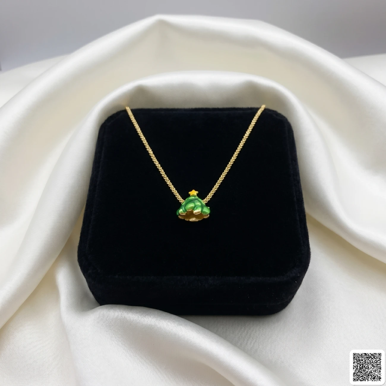 Goldfarbene Weihnachtsbaum Halskette Mit Emaille Damen Modeschmuck