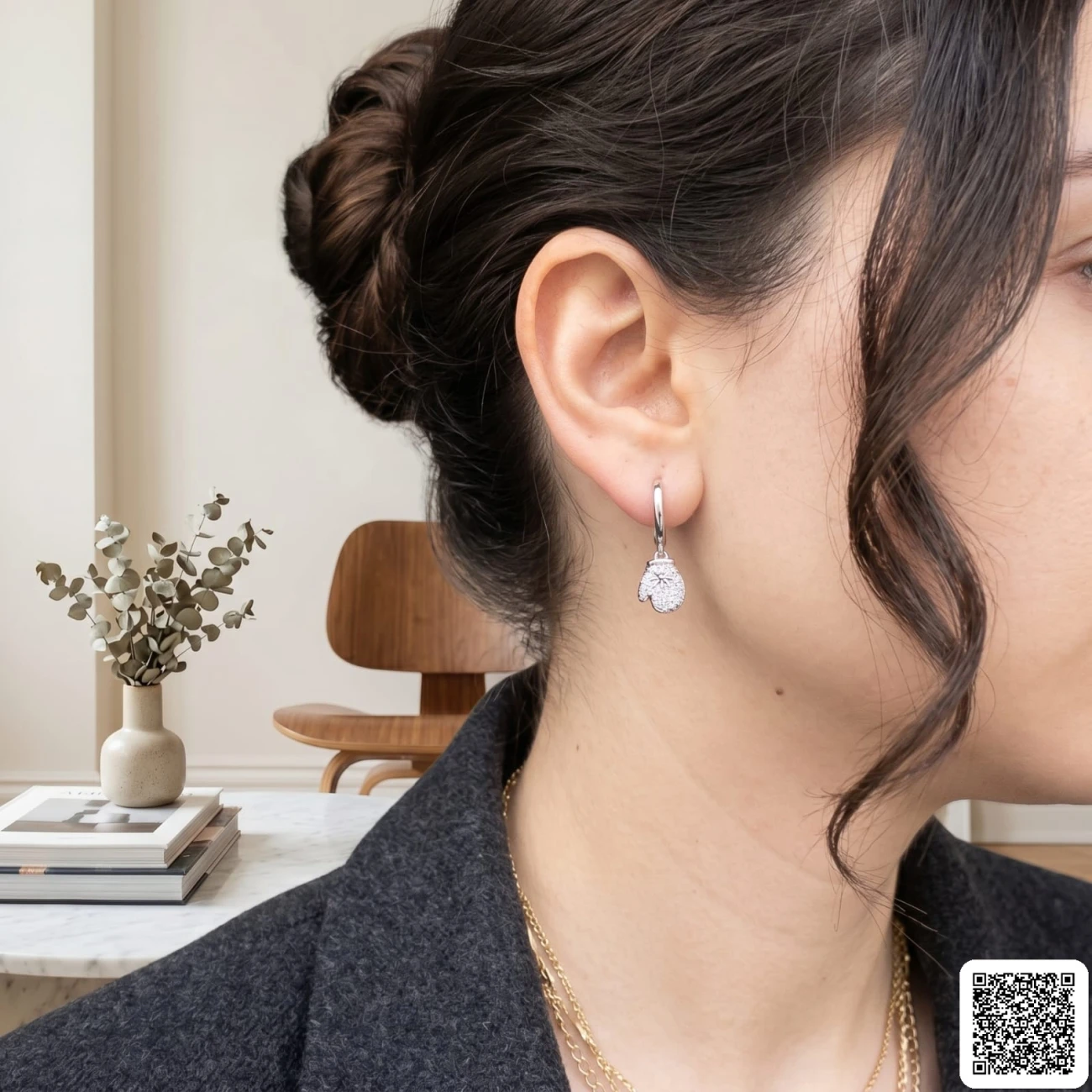 Elegante Herz Creolen Mit Zirkonia Damen Ohrringe In Silber & Weiß