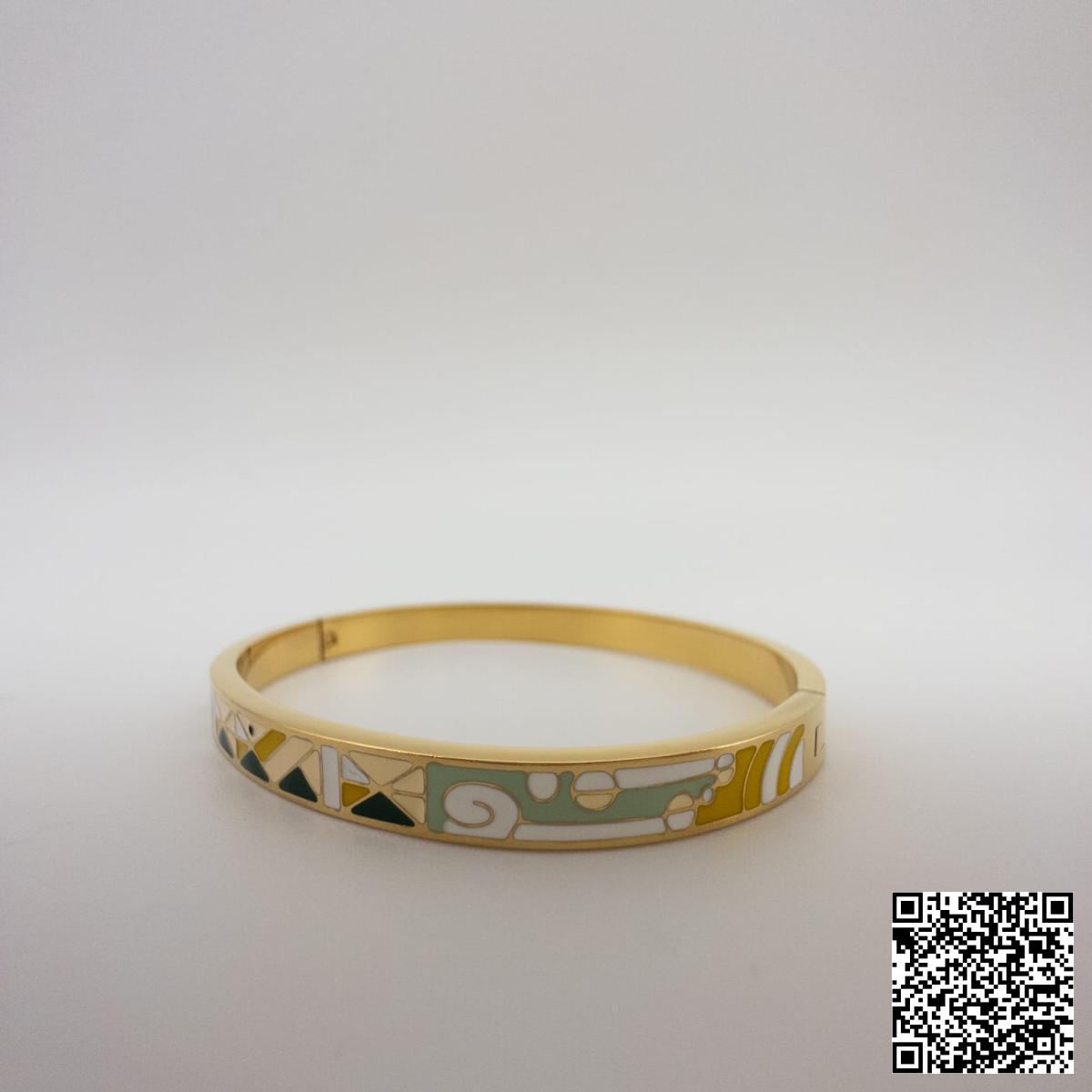 Eleganter Goldfarbener Armreif Mit Geometrischem Muster Damen