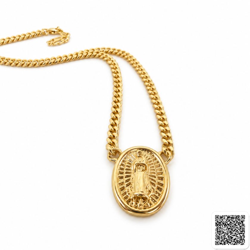 Goldfarbene Medaillon Halskette Mit Marienmotiv Religiöser Schmuck