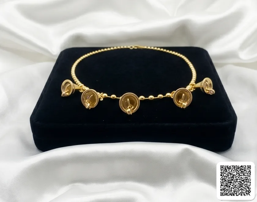 Elegante Weihnachtsglocken Halskette In Gold Festliche Damenkette