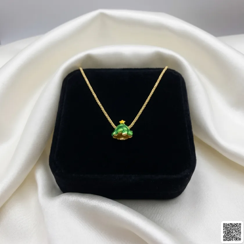 Goldfarbene Weihnachtsbaum Halskette Mit Emaille Damen Modeschmuck