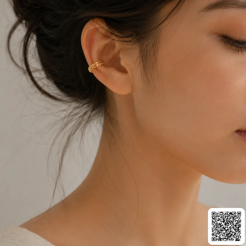 Eleganter Gitter Ear Cuff Für Damen Goldfarbener Ohrschmuck Ohne